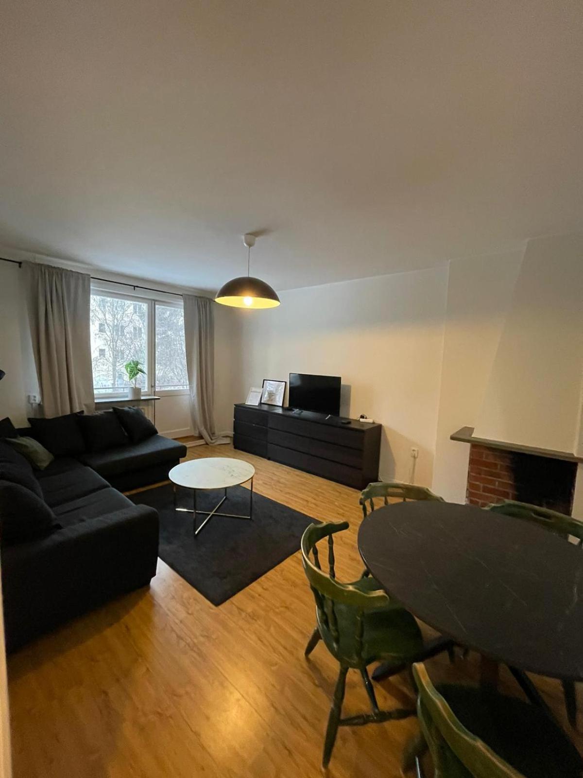 Flatin Erbjuder Laegenheter I Soedra Stockholm Estocolmo Exterior foto