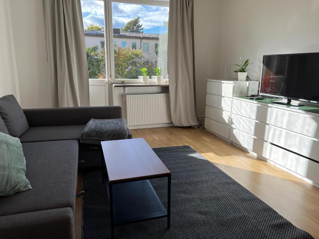 Flatin Erbjuder Laegenheter I Soedra Stockholm Estocolmo Exterior foto