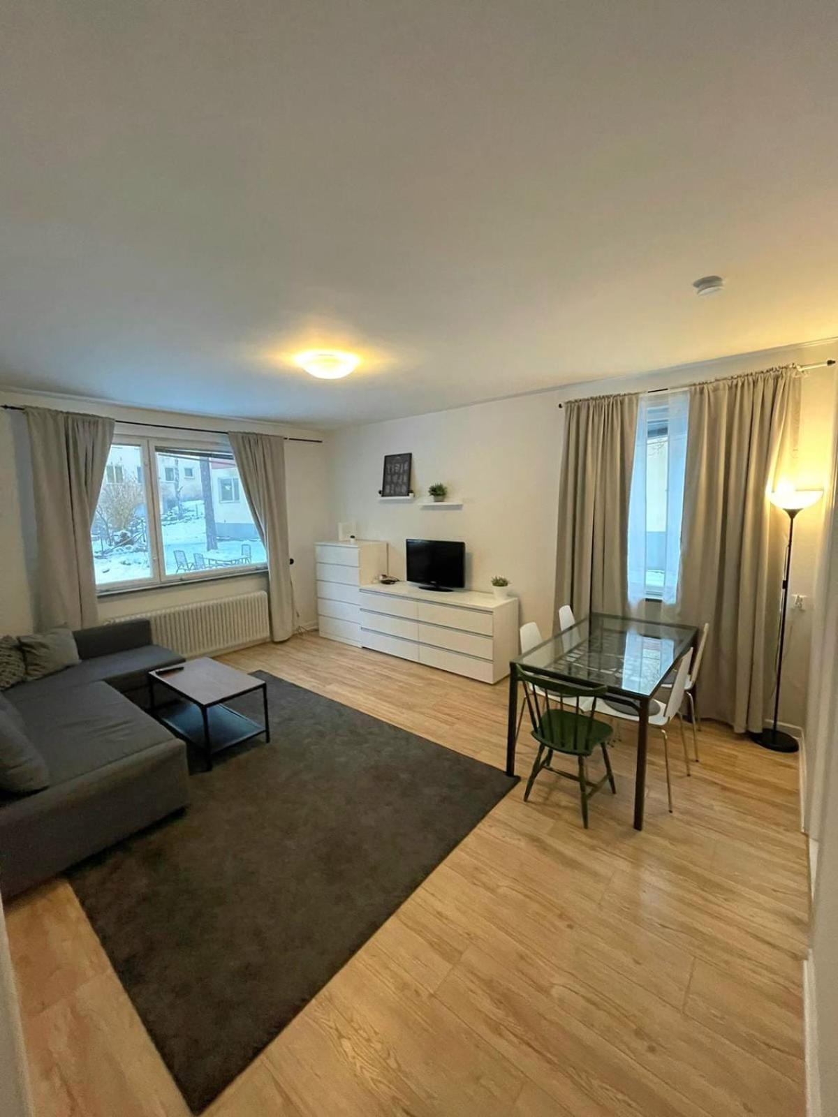 Flatin Erbjuder Laegenheter I Soedra Stockholm Estocolmo Exterior foto